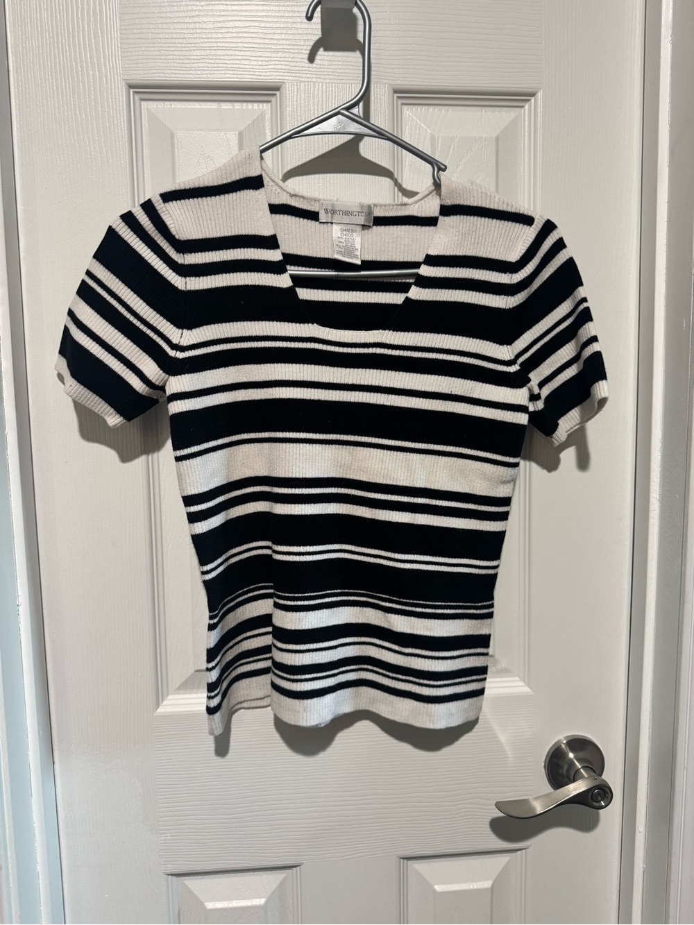 Worthington Black & White Striped Knit Short Sleeve Top